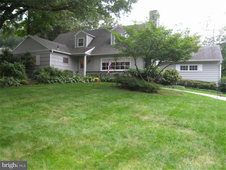 439 Brookwood Road Wayne, PA 19087 - Photo 1 of 15 Exterior Front