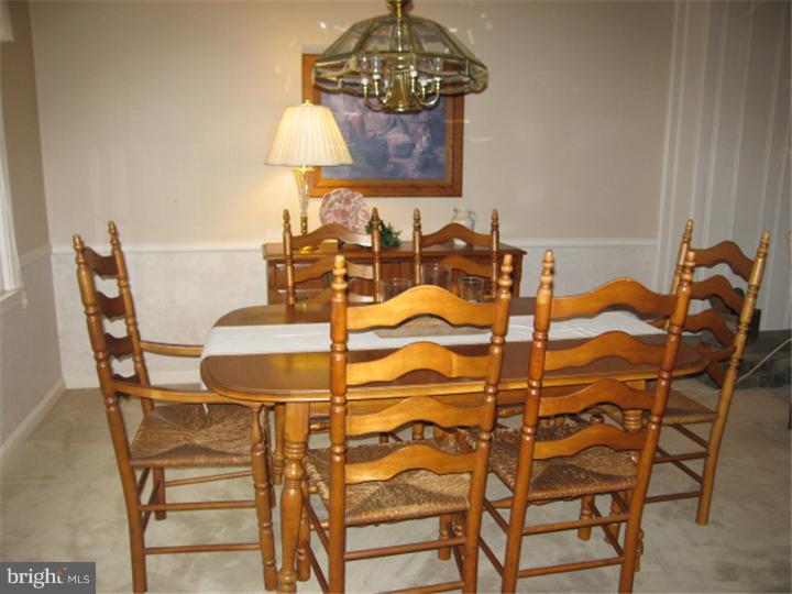 439 Brookwood Road Wayne, PA 19087 - Photo 4 of 15 Dining Room