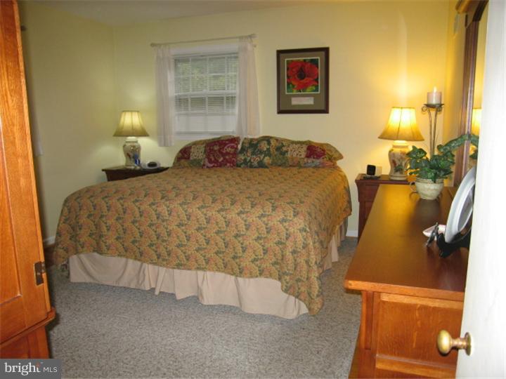 439 Brookwood Road Wayne, PA 19087 - Photo 10 of 15 Bedroom - Main
