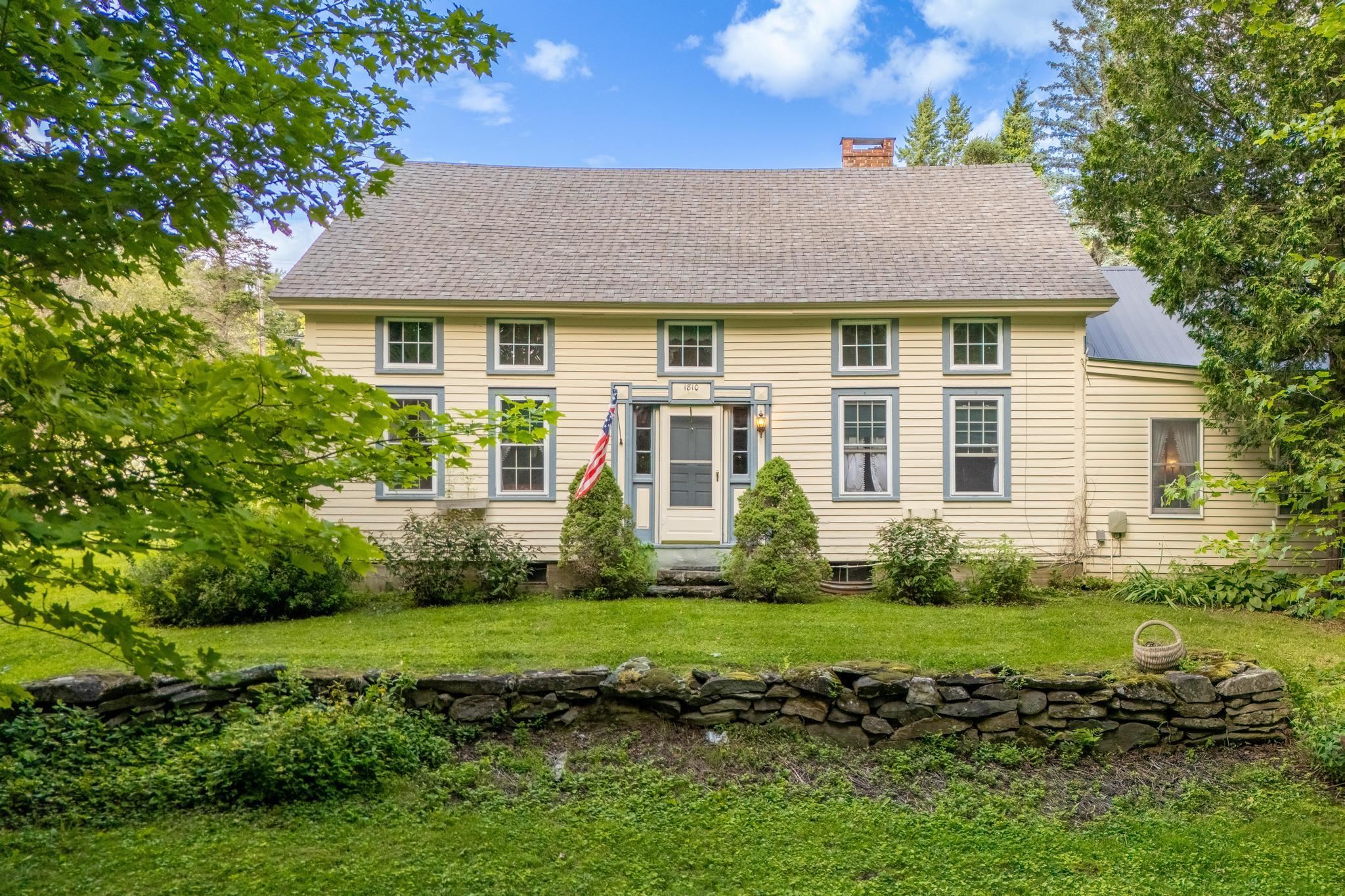 9 Dawley Road Mount Holly, VT 05758 - Photo 1 of 40