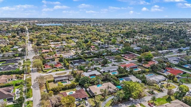 $1,450,000 | 13621 Southwest 103rd Avenue, Miami, FL 33176