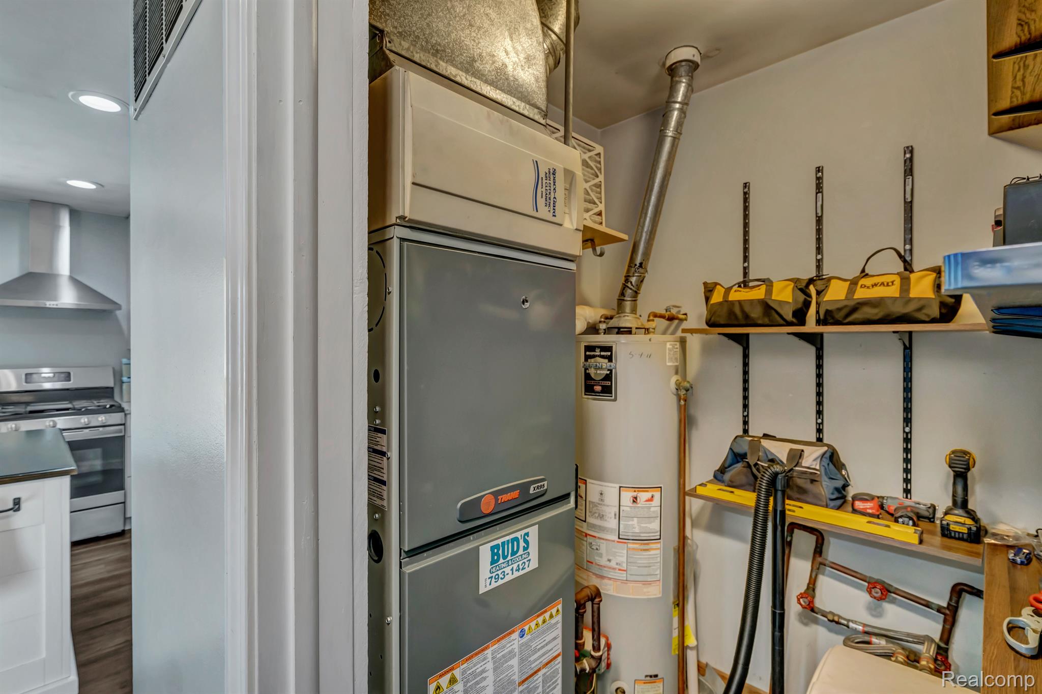 7955 Ellis Road Millington, MI 48746 - Photo 14 of 24 Mechanical room