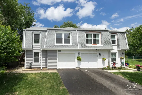 $294,900 | 208 Granada Court, Bolingbrook, IL 60440