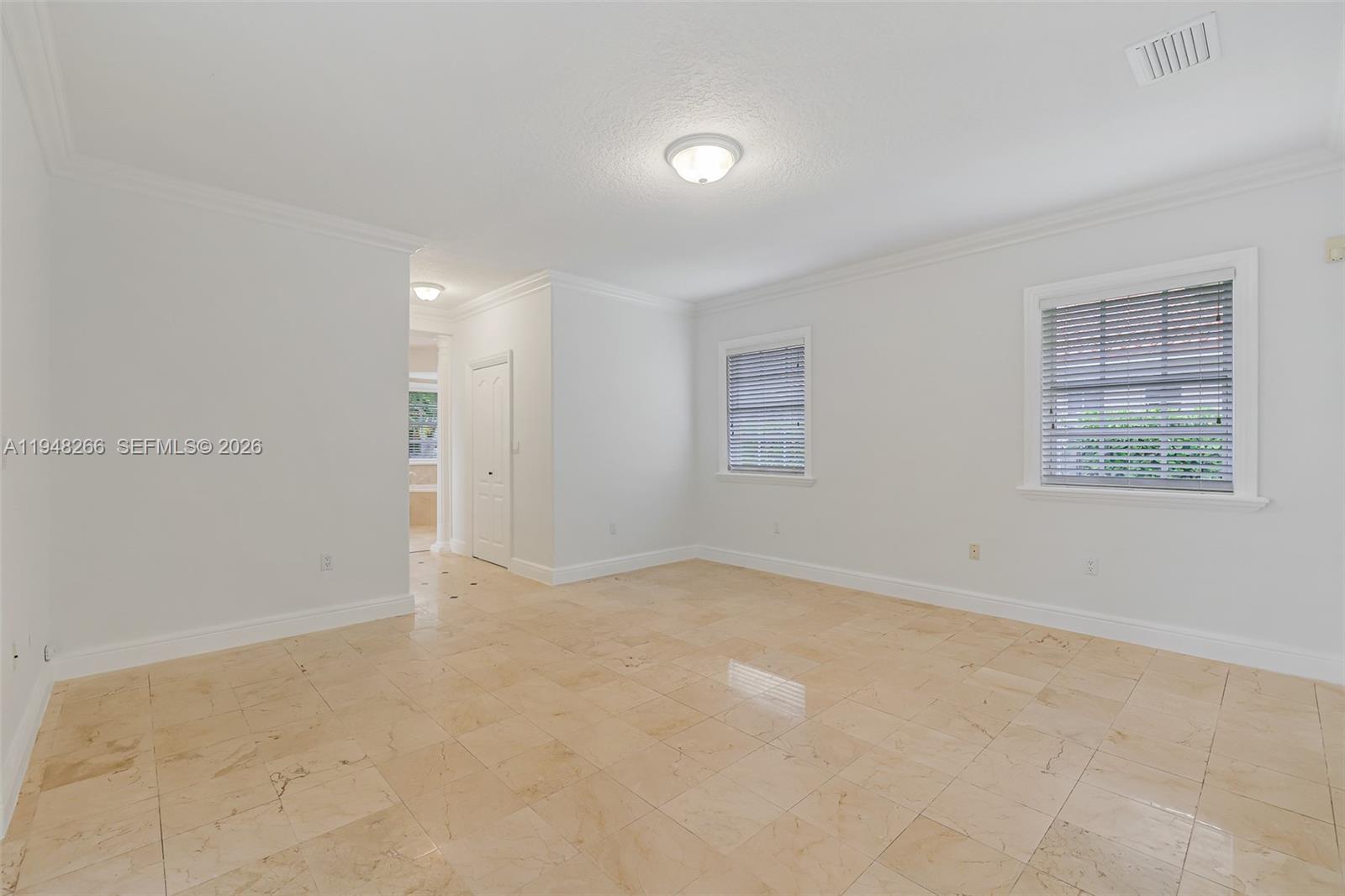 10261 Southwest 58th Street Miami, FL 33165 - Photo 19 of 34