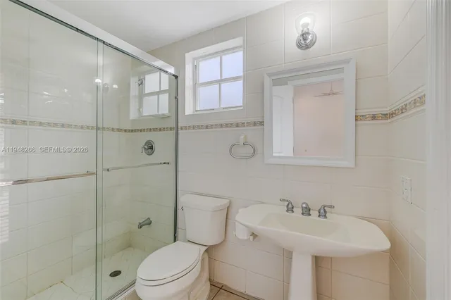 $8,500 | 10261 Southwest 58th Street, Miami, FL 33165