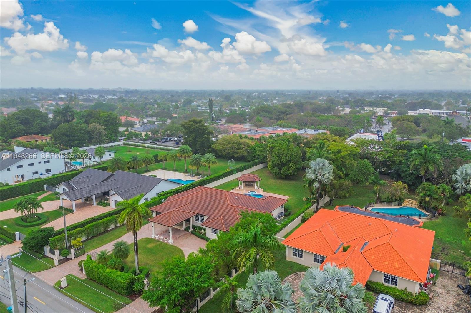 10261 Southwest 58th Street Miami, FL 33165 - Photo 32 of 34