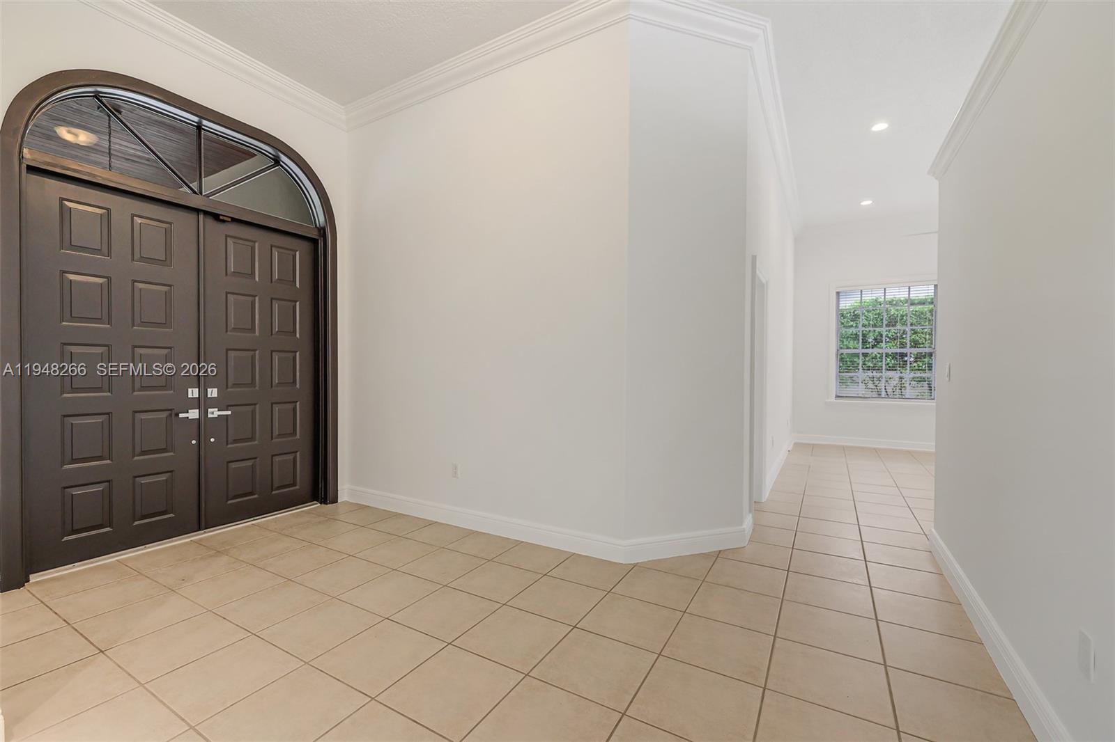 10261 Southwest 58th Street Miami, FL 33165 - Photo 4 of 34