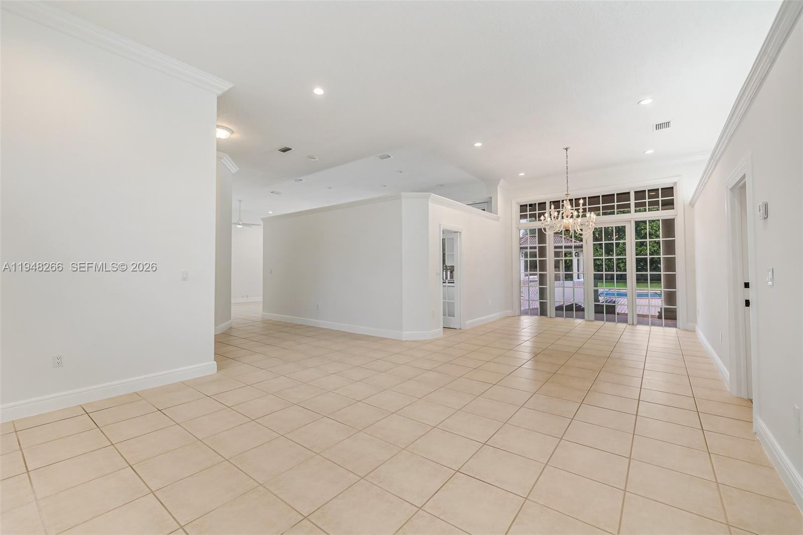 10261 Southwest 58th Street Miami, FL 33165 - Photo 9 of 34