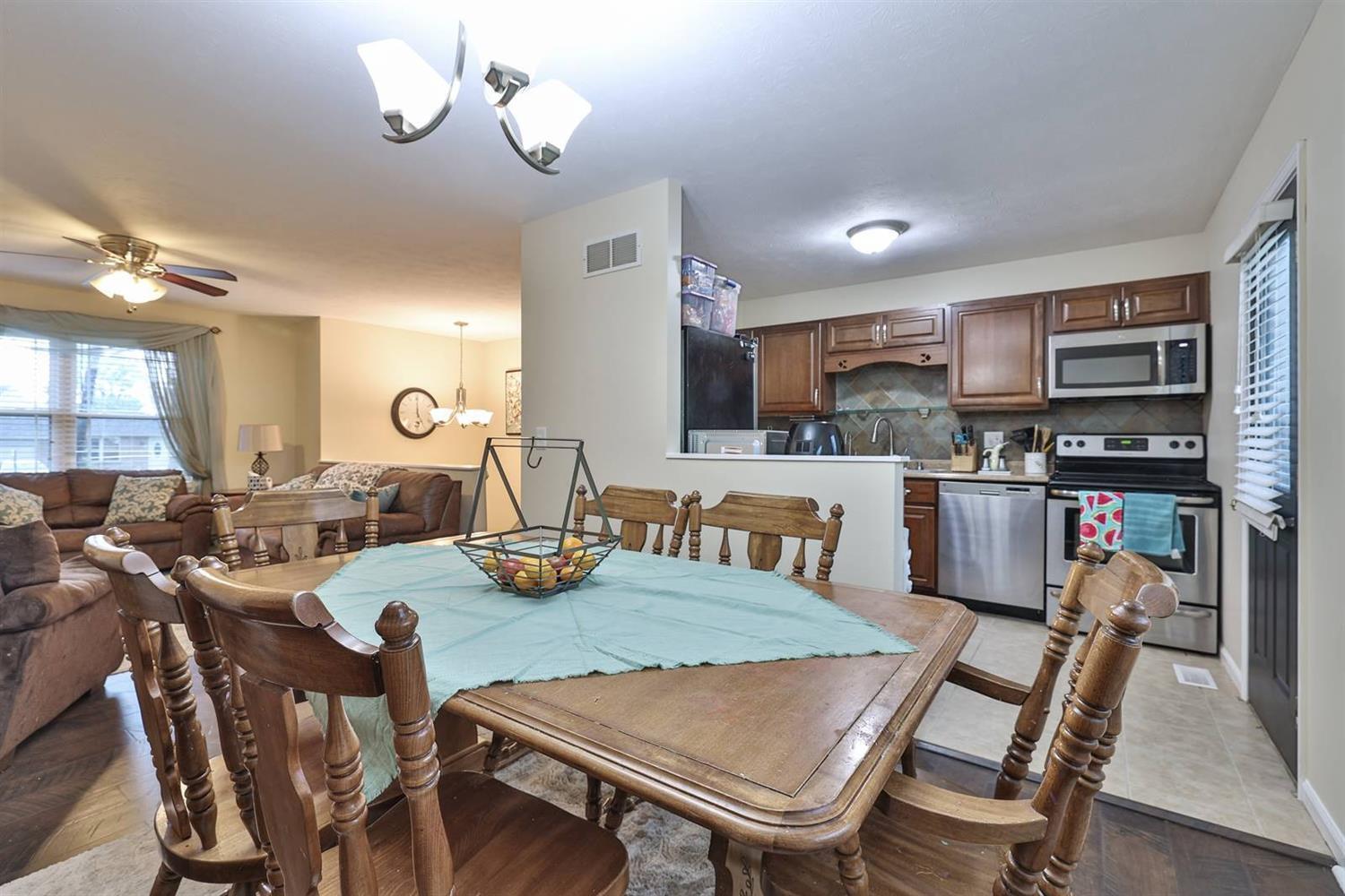 10430 Pottinger Road Cincinnati, OH 45251 - Photo 8 of 21 Gallery Image 8