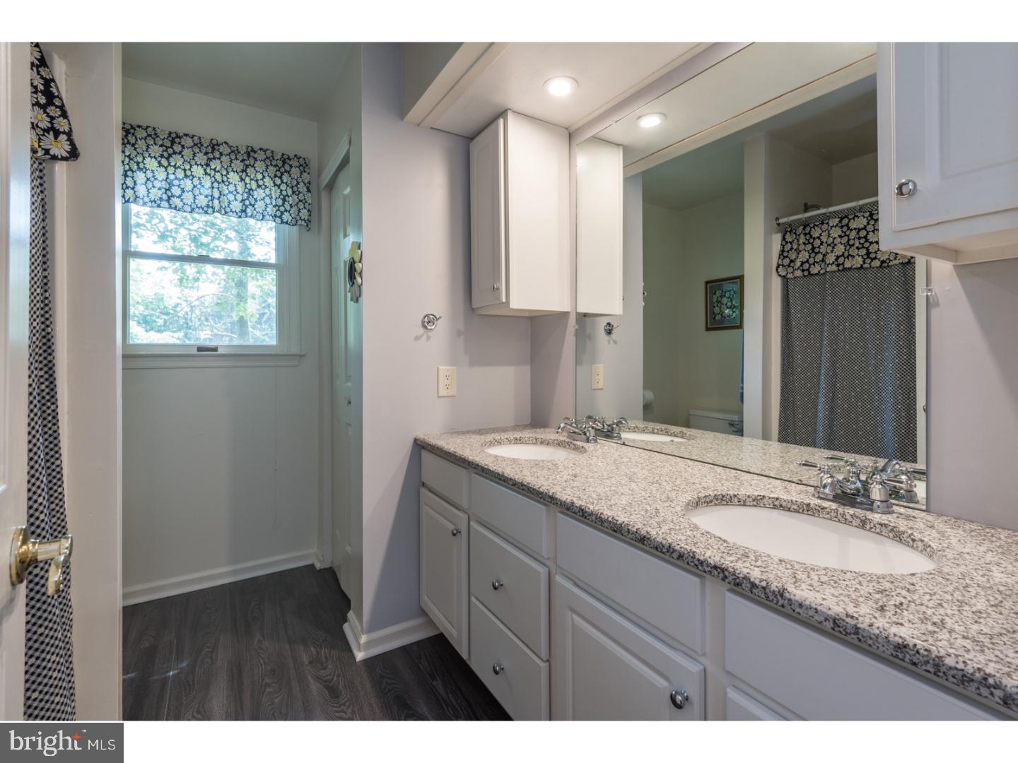 807 Herman Road Horsham, PA 19044 - Photo 22 of 25 Bathroom