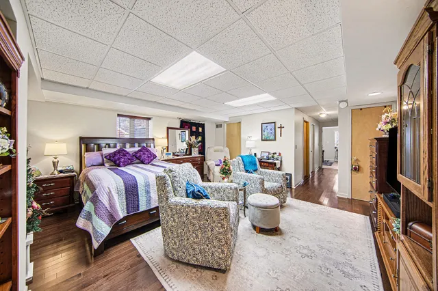 $345,000 | 2175 Pioneer Drive, Jackson, MI 49201