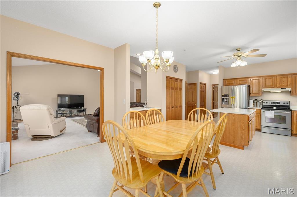 237 West Waters Edge Drive Shiloh, IL 62221 - Photo 14 of 56