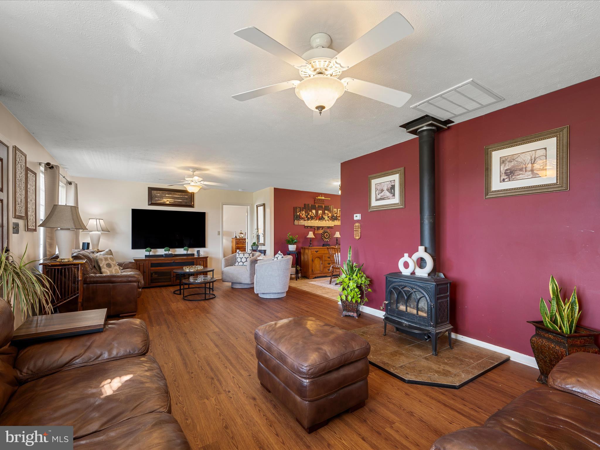 1264 Shepherds Mill Road Berryville, VA 22611 - Photo 13 of 54 Living Room