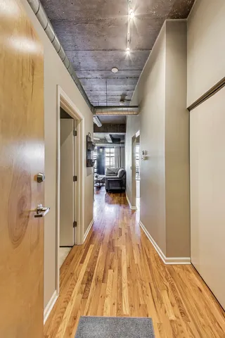 $299,500 | 1070 West 15th Street, Unit 306, Chicago, IL 60608