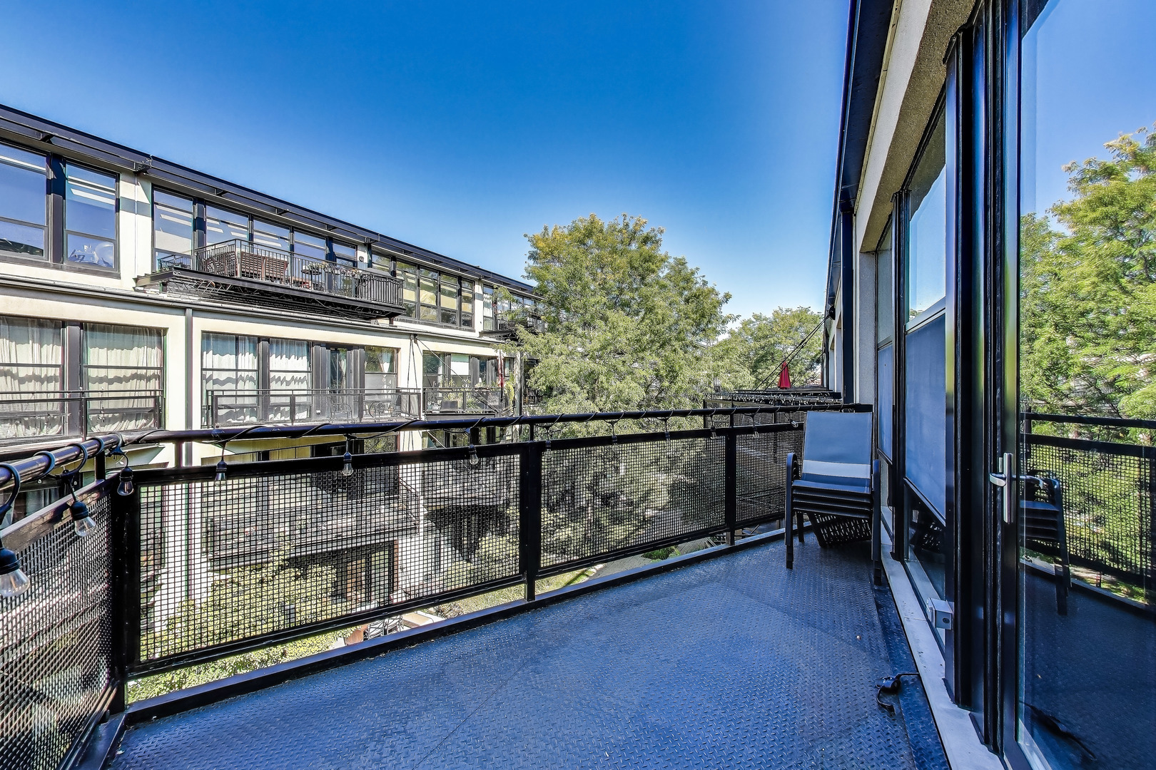 1070 West 15th Street, Unit 306 Chicago, IL 60608 - Photo 19 of 30