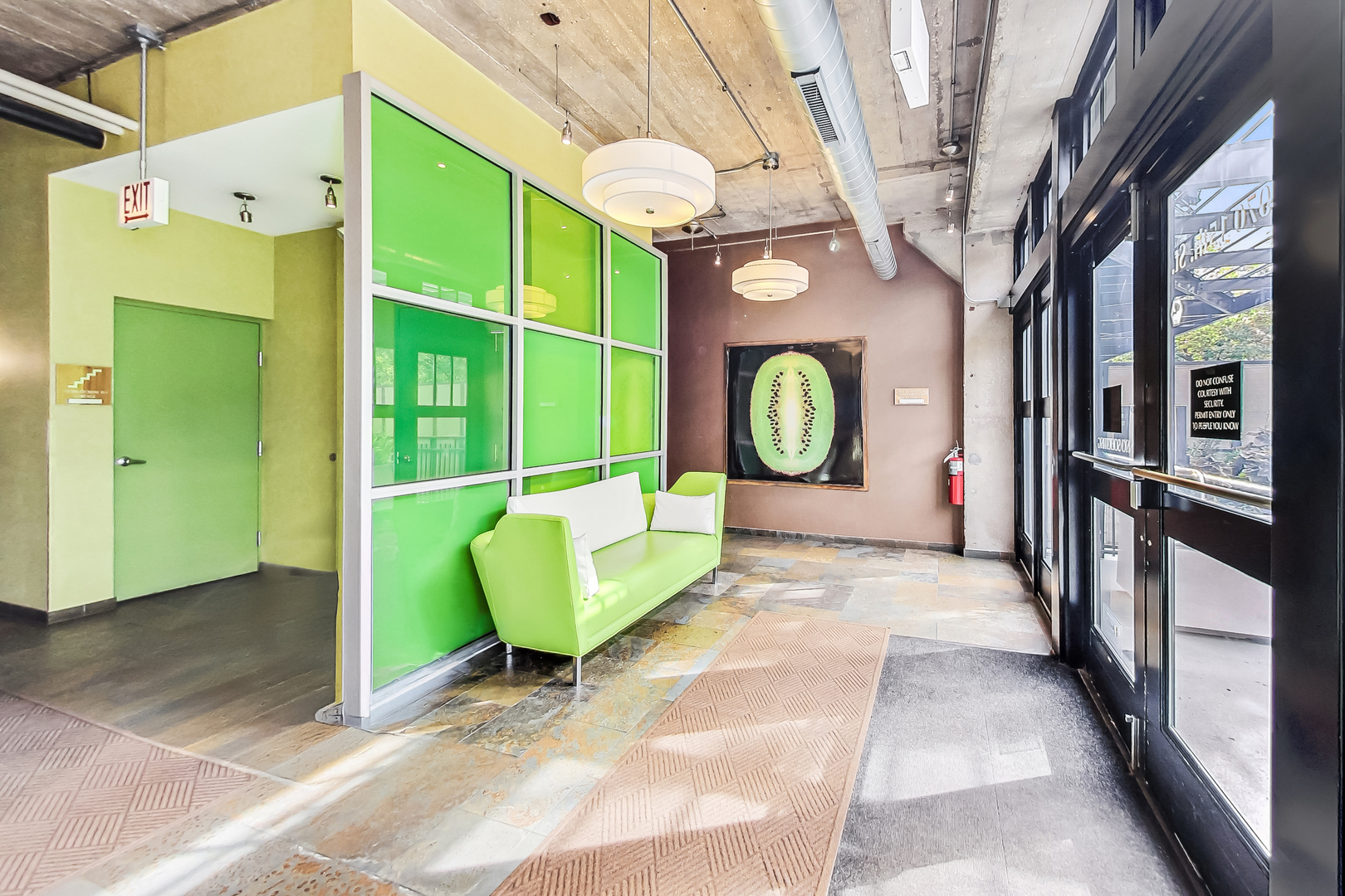 1070 West 15th Street, Unit 306 Chicago, IL 60608 - Photo 2 of 30