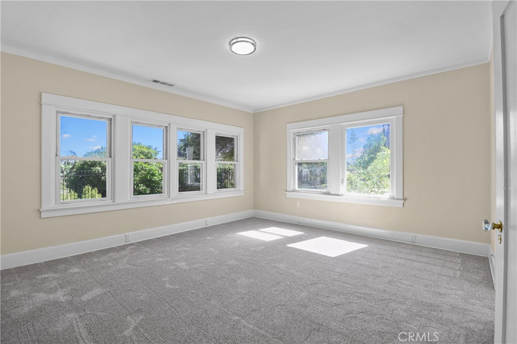 986 West Marshall Boulevard San Bernardino, CA 92405 - Photo 20 of 31