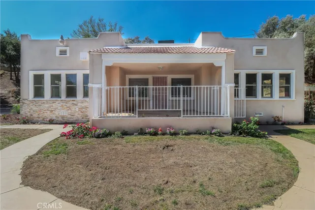 $690,000 | 986 West Marshall Boulevard, San Bernardino, CA 92405