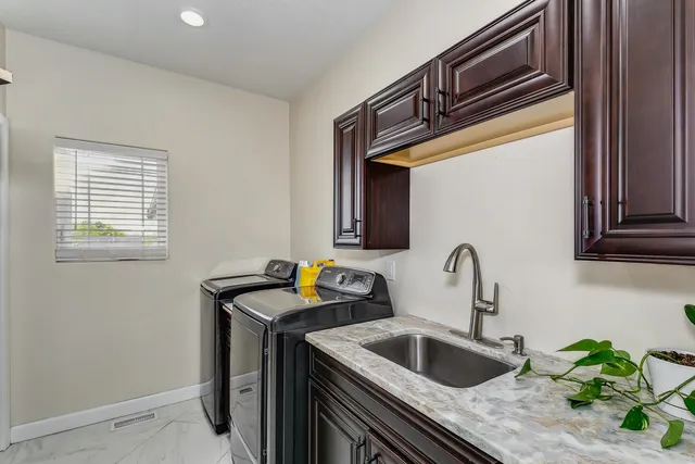 $788,900 | 3928 South Linden Street, Derby, KS 67037