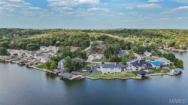 $399,900 | 9691 West Vista Drive, Hillsboro, MO 63050