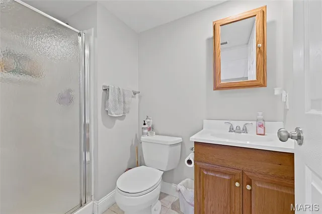 $399,900 | 9691 West Vista Drive, Hillsboro, MO 63050