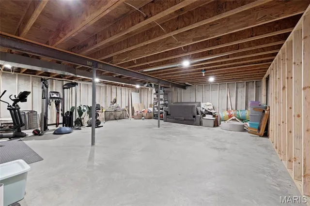 $399,900 | 9691 West Vista Drive, Hillsboro, MO 63050