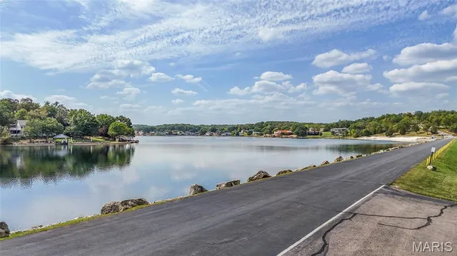 $399,900 | 9691 West Vista Drive, Hillsboro, MO 63050