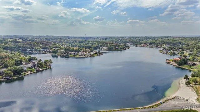 $399,900 | 9691 West Vista Drive, Hillsboro, MO 63050