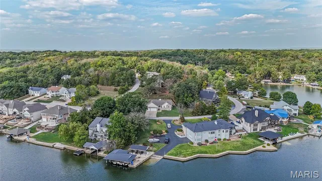 $399,900 | 9691 West Vista Drive, Hillsboro, MO 63050