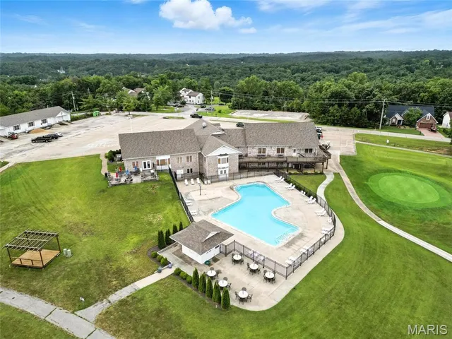 $399,900 | 9691 West Vista Drive, Hillsboro, MO 63050