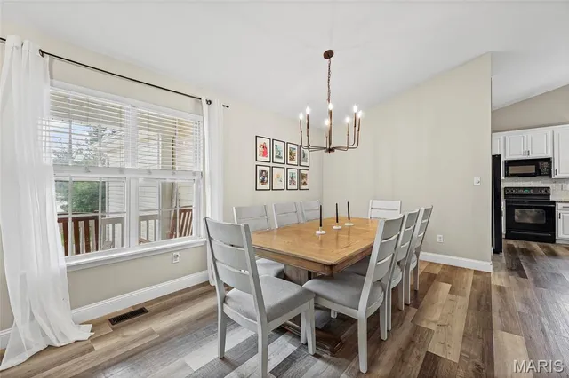 $399,900 | 9691 West Vista Drive, Hillsboro, MO 63050