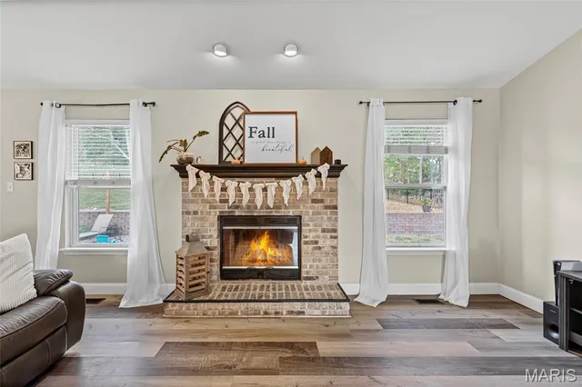 $399,900 | 9691 West Vista Drive, Hillsboro, MO 63050