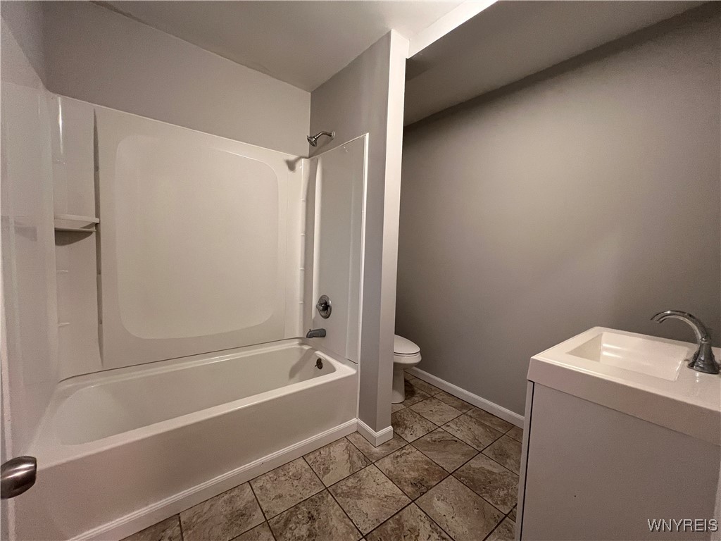 180 Spalding Street Lockport City, NY 14094 - Photo 11 of 13