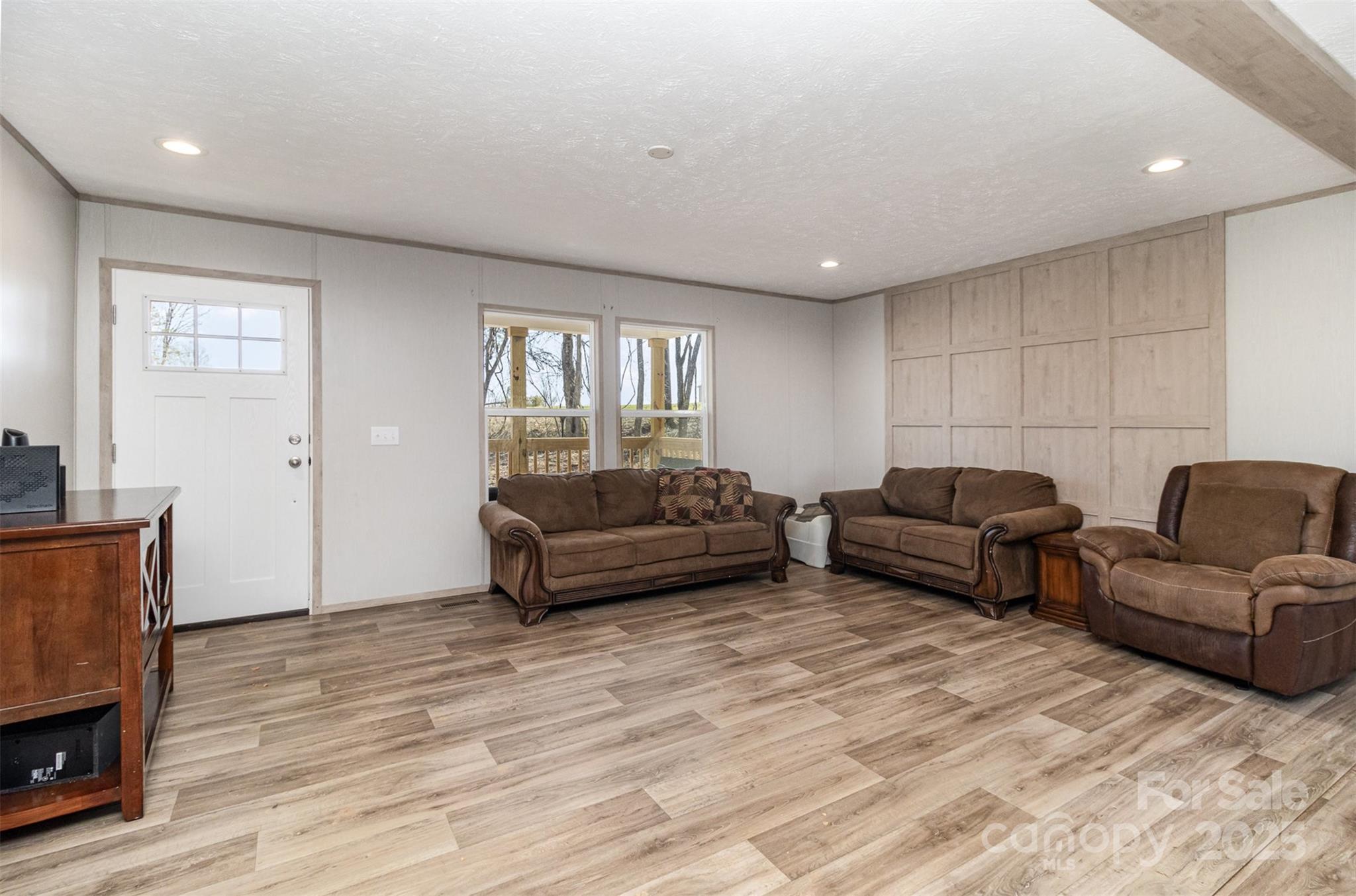 1645 Stony Point Road Shelby, NC 28150 - Photo 4 of 31 Gallery Image 4