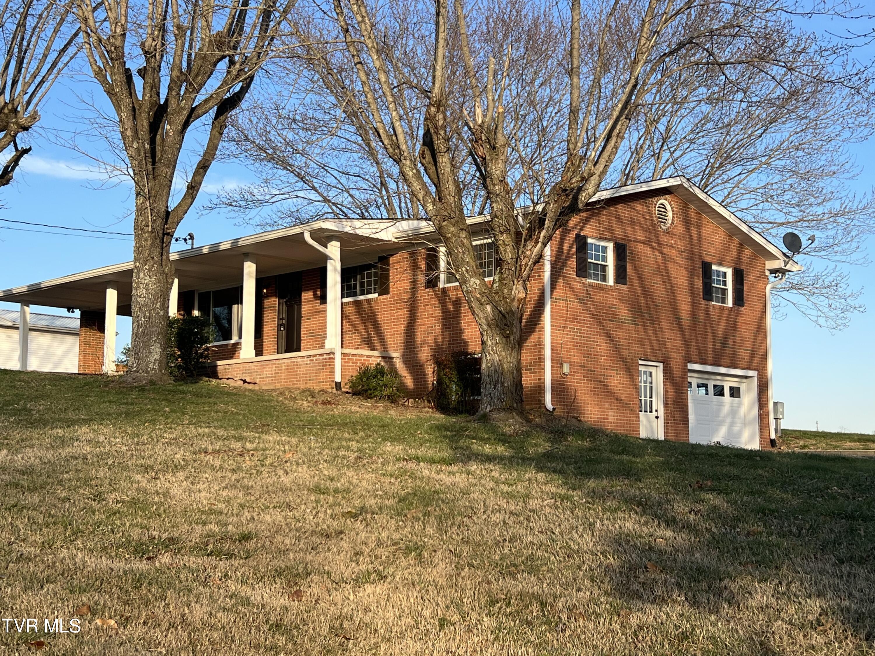170 Rolling Hills Road Greeneville, TN 37743 - Photo 1 of 20 D2ADCE28-D642-4D09-8A71-739347A729DB