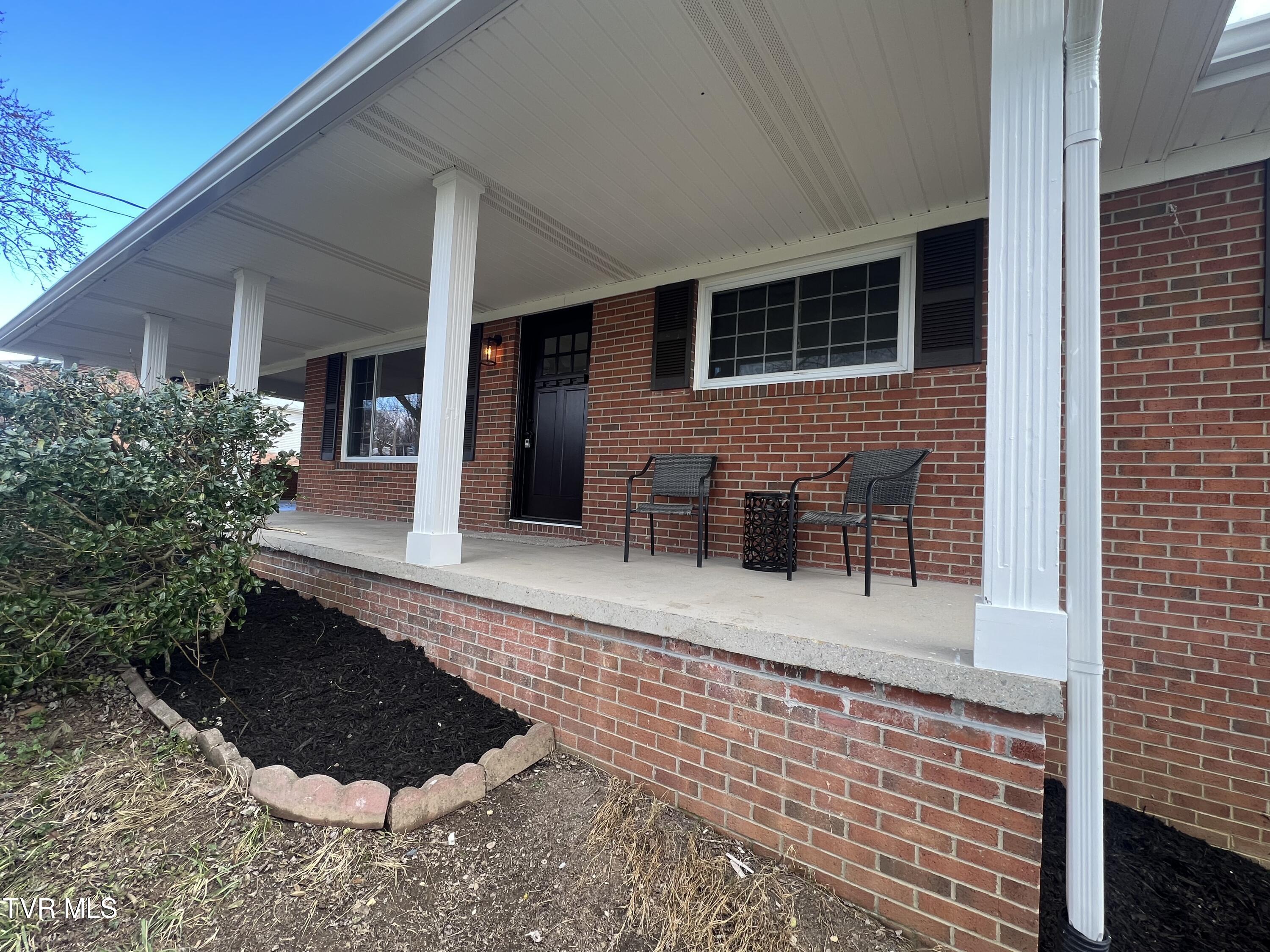 170 Rolling Hills Road Greeneville, TN 37743 - Photo 2 of 20 507FC909-111E-4AAD-9A4D-E545F6BC5995
