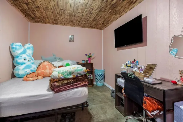 $480,000 | 14714 174th Street, Bonner Springs, KS 66012