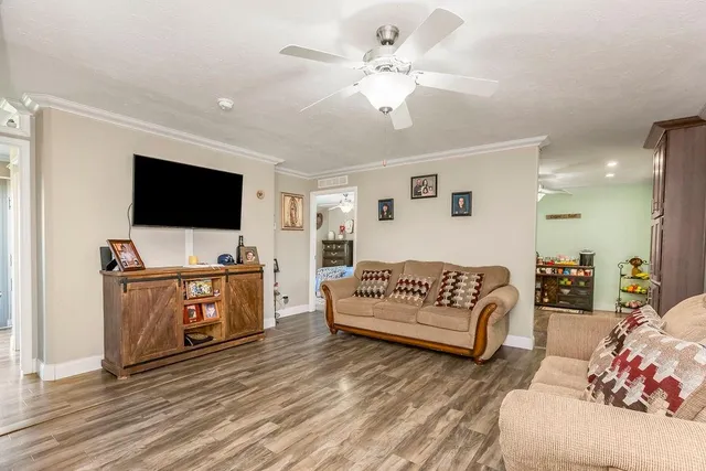 $480,000 | 14714 174th Street, Bonner Springs, KS 66012