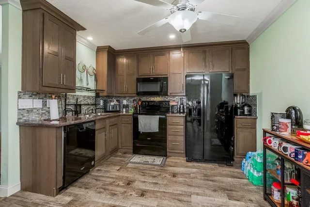 $480,000 | 14714 174th Street, Bonner Springs, KS 66012