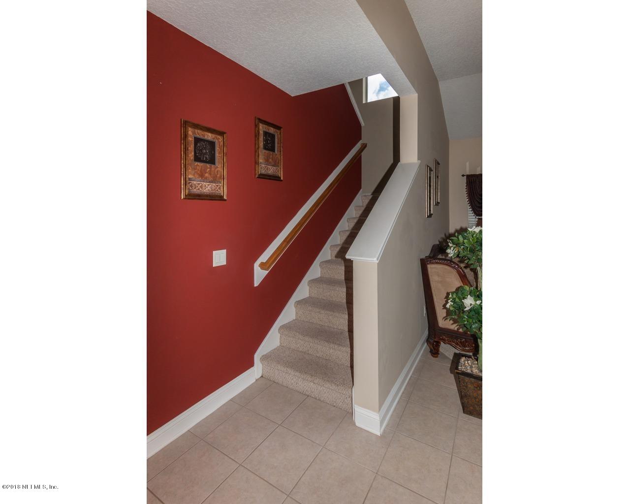 14350 Millhopper Road Jacksonville, FL 32258 - Photo 19 of 38 staircase