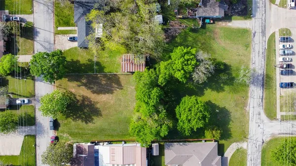 $410,000 | 201 South Lawson Street, Burleson, TX 76028