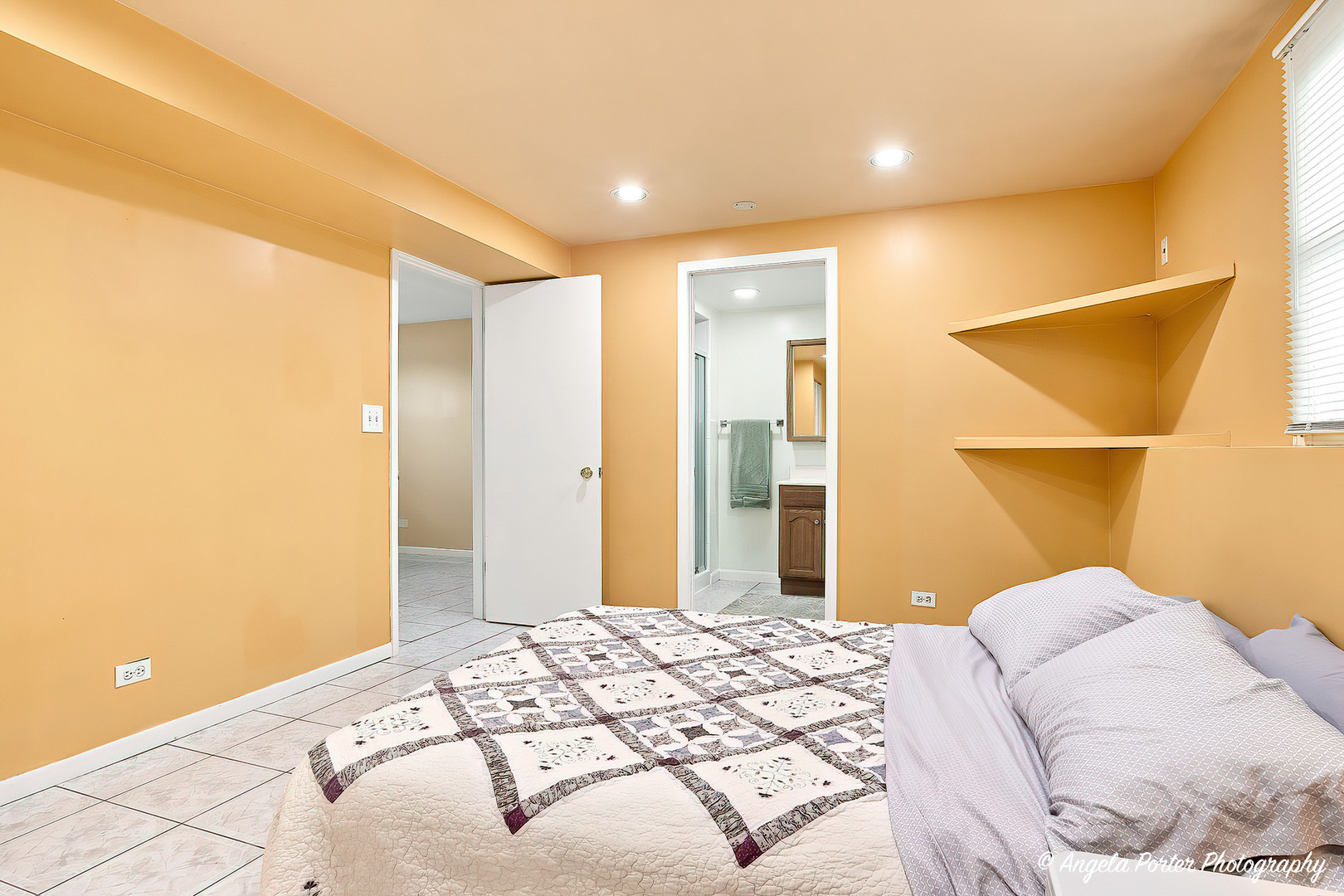 15 Old Mill Grove Road Lake Zurich, IL 60047 - Photo 19 of 29 Gallery Image 19