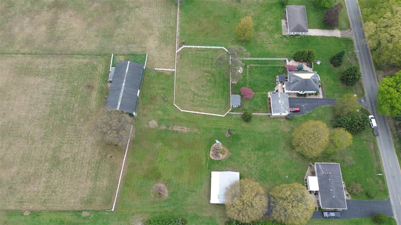1155 South Bainbridge Center Road Benton Harbor, MI 49022 - Photo 14 of 47