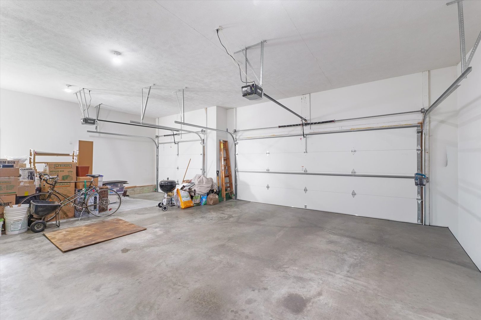 3908 Turnberry Drive Champaign, IL 61822 - Photo 43 of 49 a view of a garage