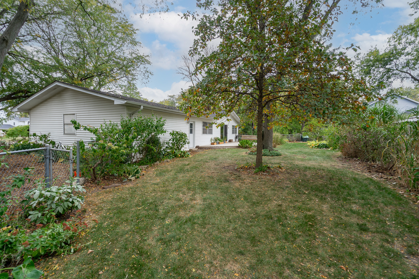 5841 Lenox Road Lisle, IL 60532 - Photo 23 of 31 Gallery Image 23