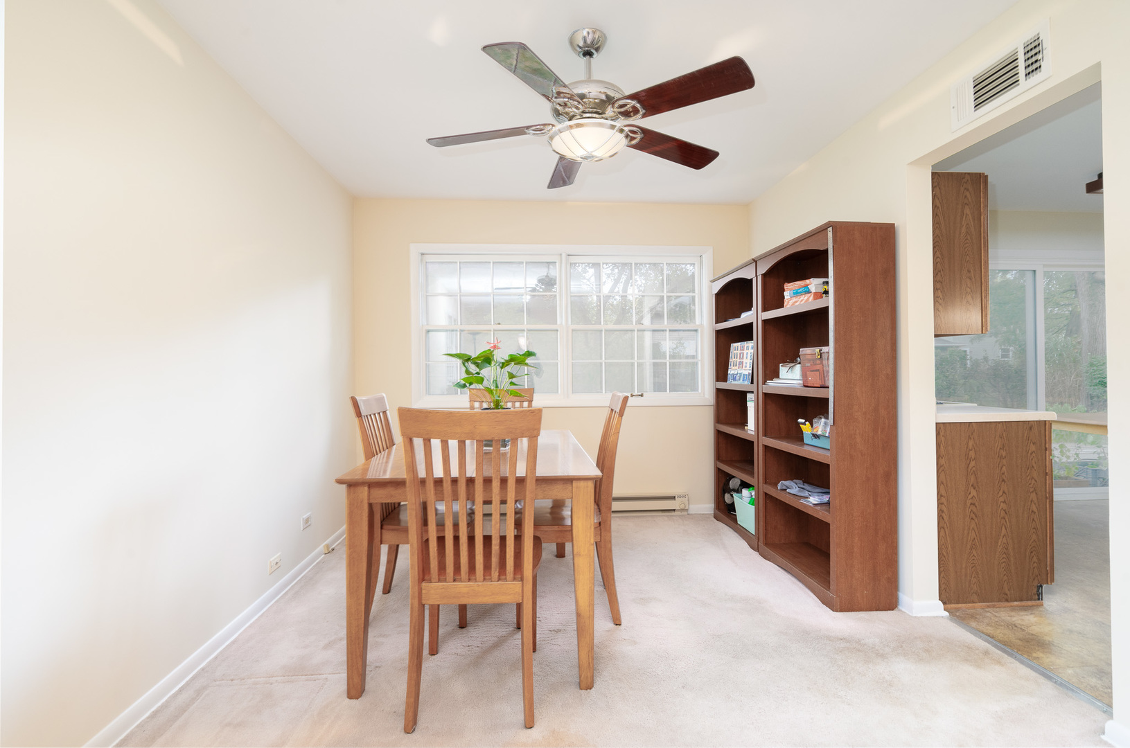 5841 Lenox Road Lisle, IL 60532 - Photo 6 of 31 Gallery Image 6