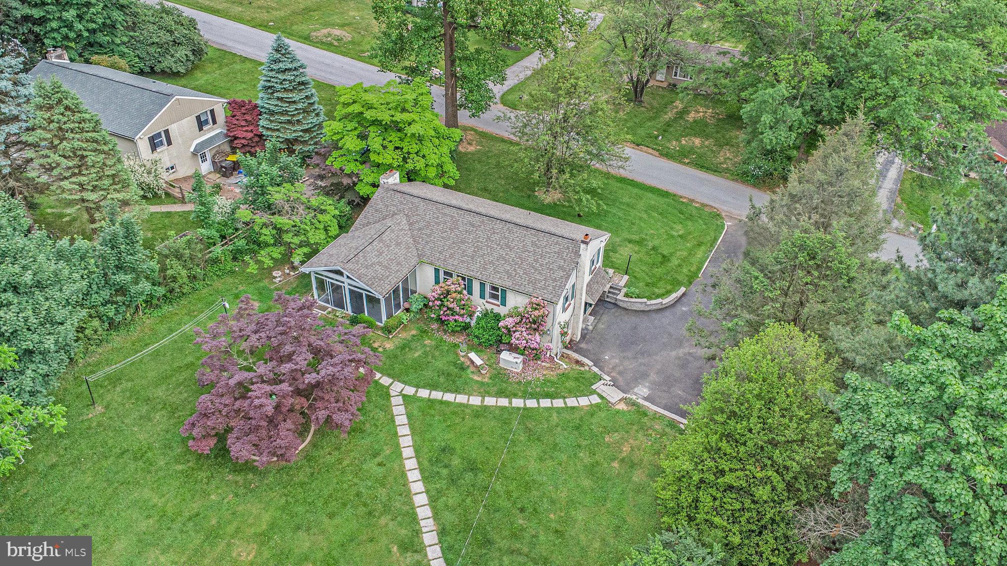 39 Aldian Road Phoenixville, PA 19460 - Photo 3 of 37 Gallery Image 3