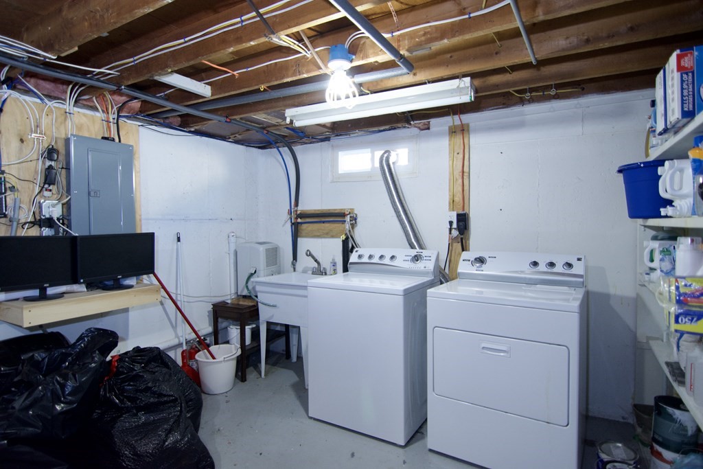 9 Robbin Road Enfield, CT 06082 - Photo 40 of 40