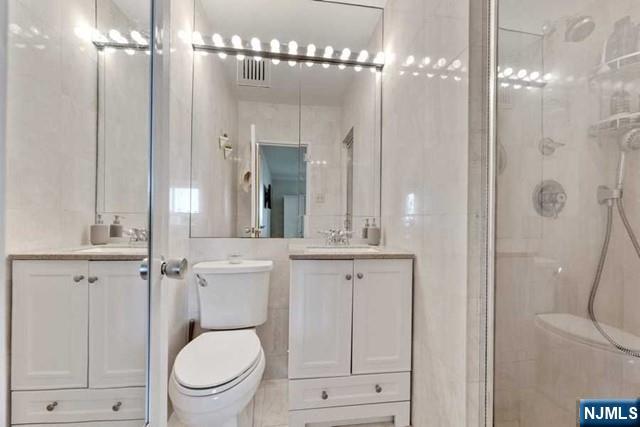 3 Horizon Road, Unit 1004 Fort Lee, NJ 07024 - Photo 30 of 36