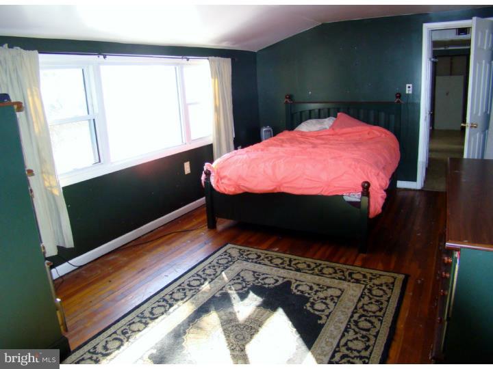 1506 Ridge Avenue Reading, PA 19607 - Photo 8 of 14 Bedroom - Main